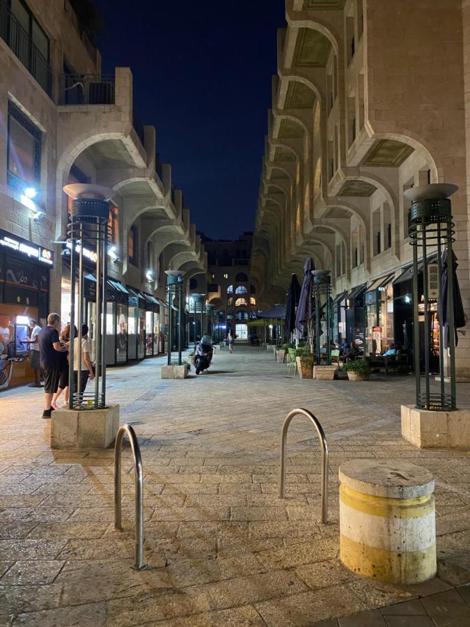 דירת סטודיו באווירת צימר במתחם נגה,דקה הליכה מהים. Tel Aviv Buitenkant foto